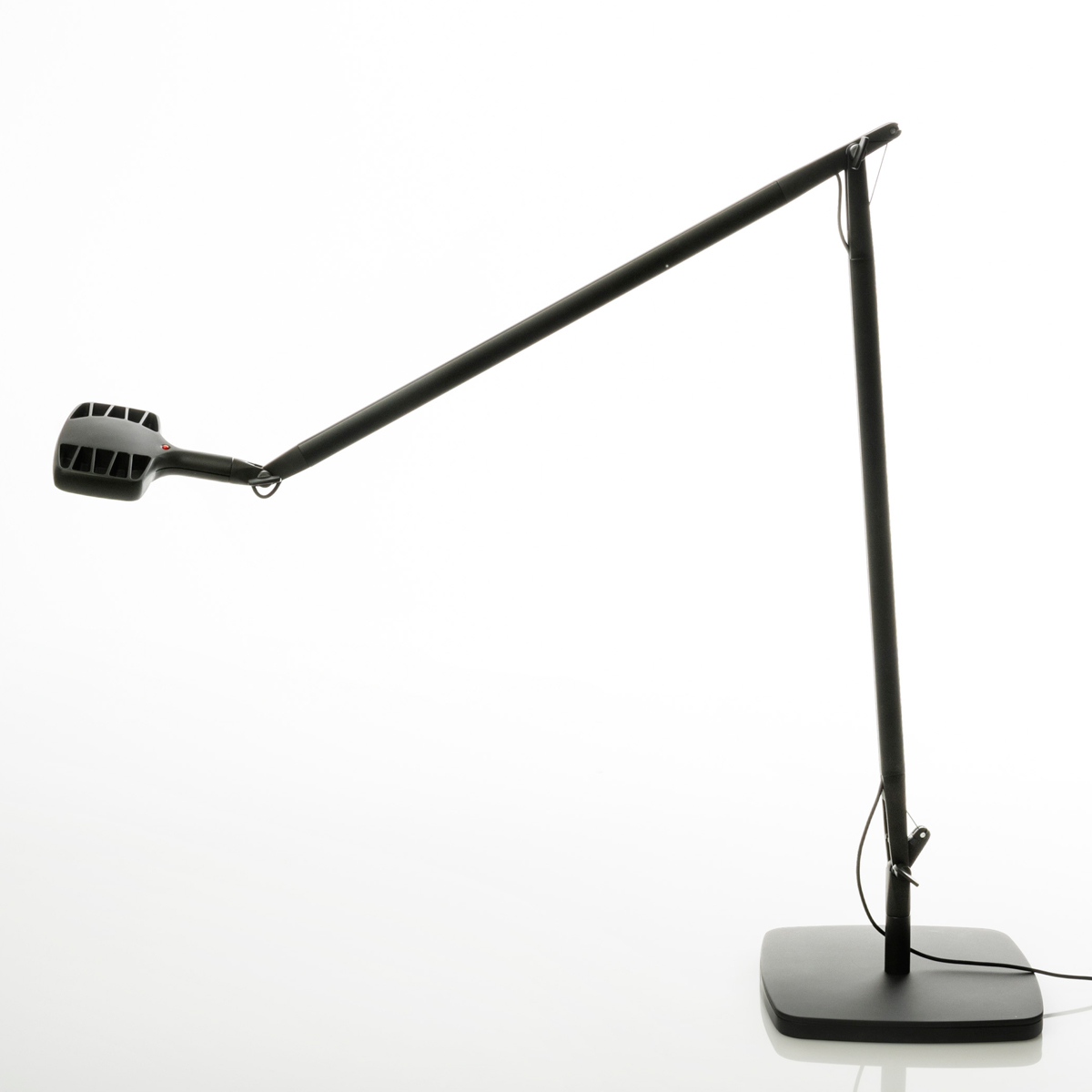 Luceplan Otto Watt Tavolo, soft-touch schwarz