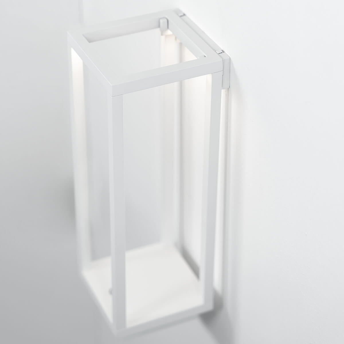 Zafferano AiLati Home Pro LED Akkuleuchte, weiß, mit Home Wandhalterung, weiß (als Zubehör erhältlich)