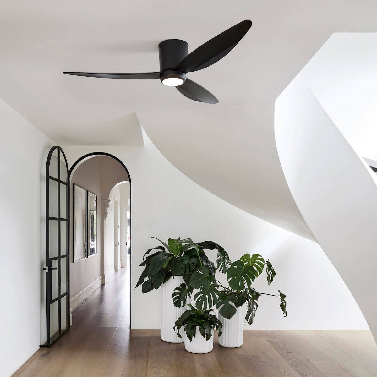 Array Deckenventilator mit Licht