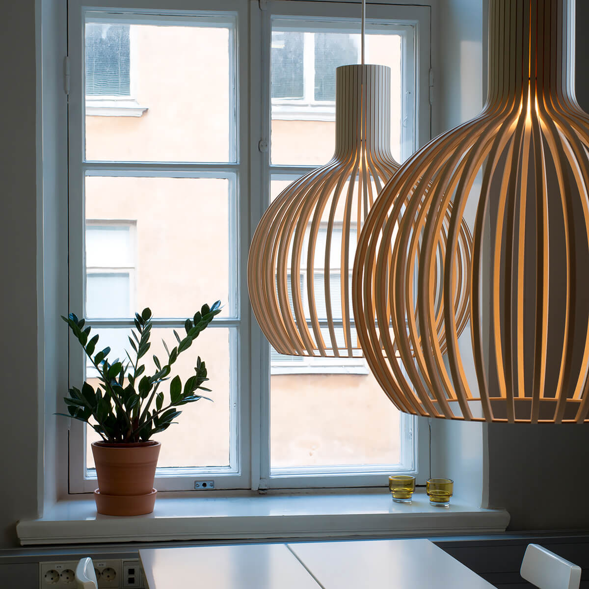 Secto Design Octo Small 4241 Pendelleuchte, Birke natur, Kabel: weiß