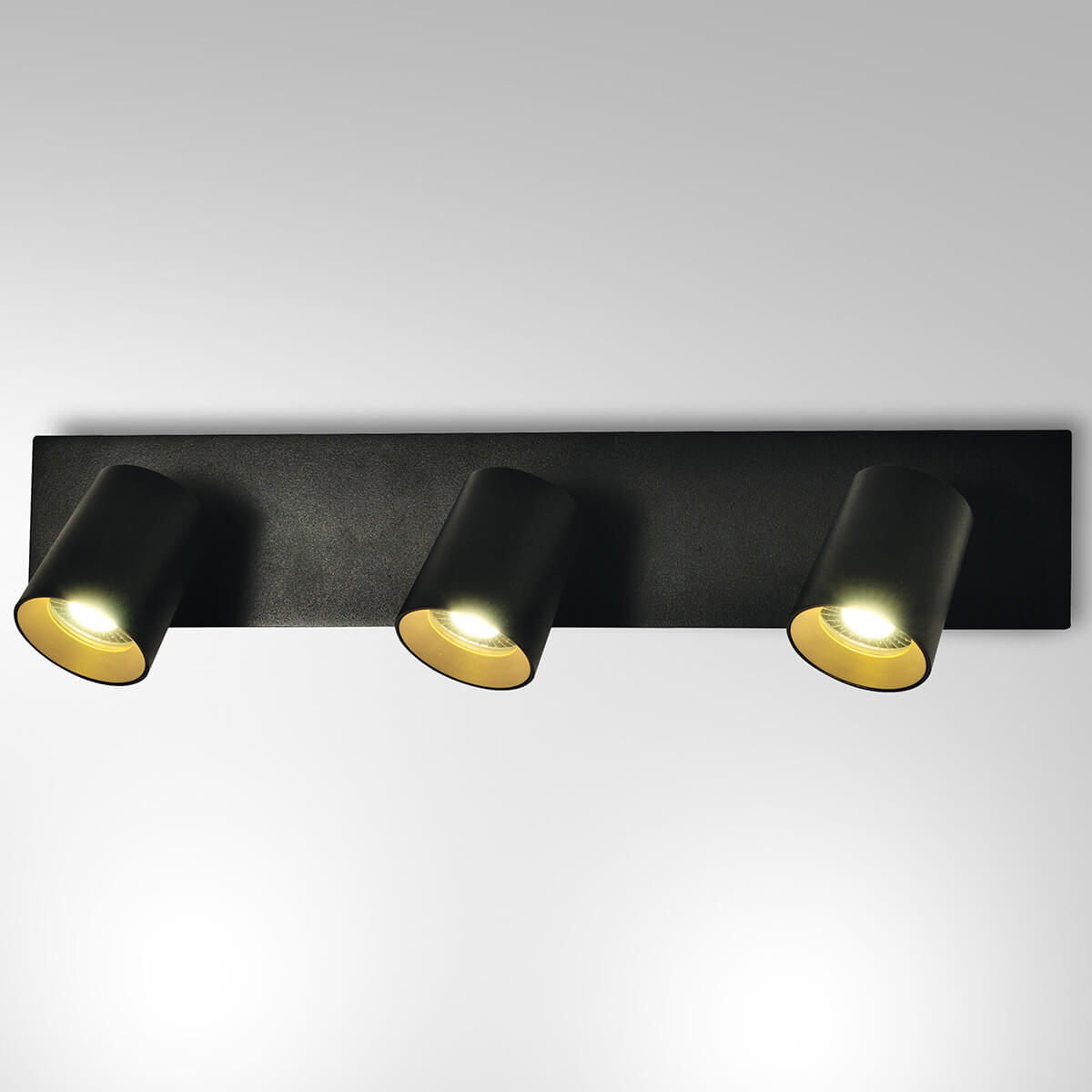 Fabas Luce Modo Deckenstrahler, 3-flg., schwarz, Dekoring Gold (eingeschaltet)