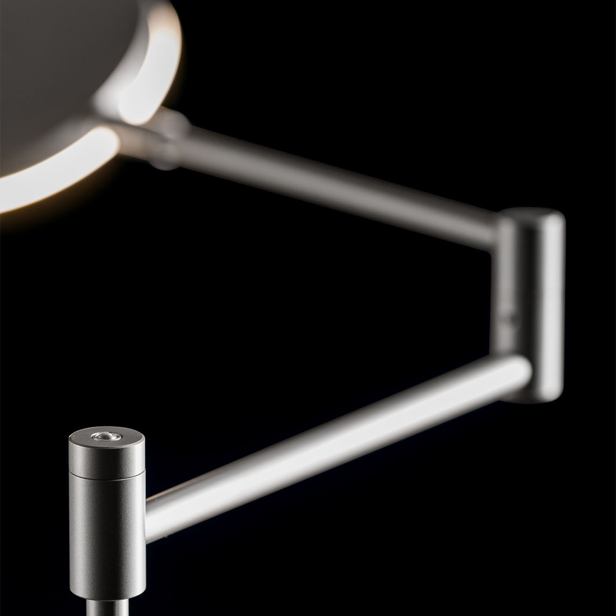 Plano B LED Stehleuchte