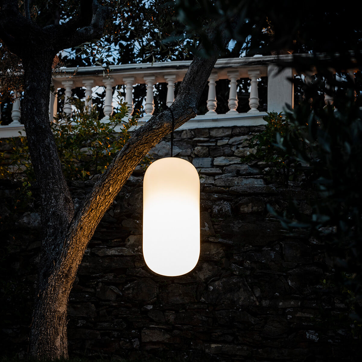 Artemide Outdoor Gople Outdoor Außenleuchte mit Rope-Aufhängung, weiß