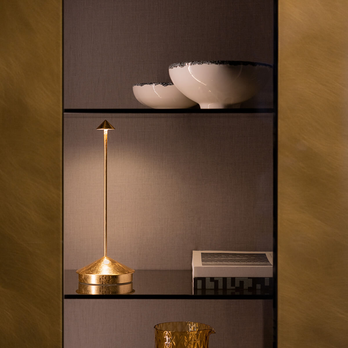 Zafferano AiLati Pina Pro LED Akkuleuchte, Blattgold