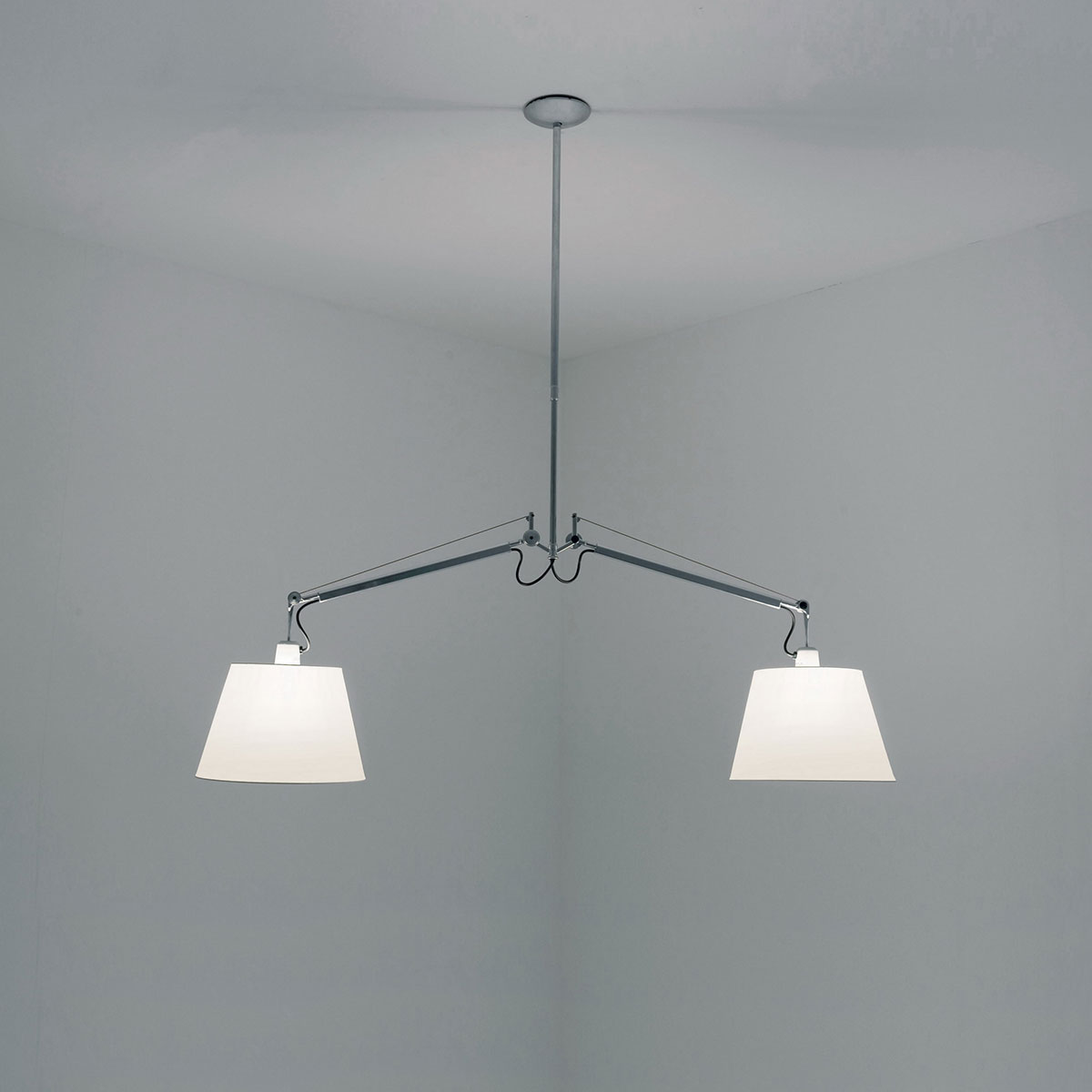 Artemide Tolomeo Sospensione Basculante Due Bracci, Pergament, Ø: 24 cm