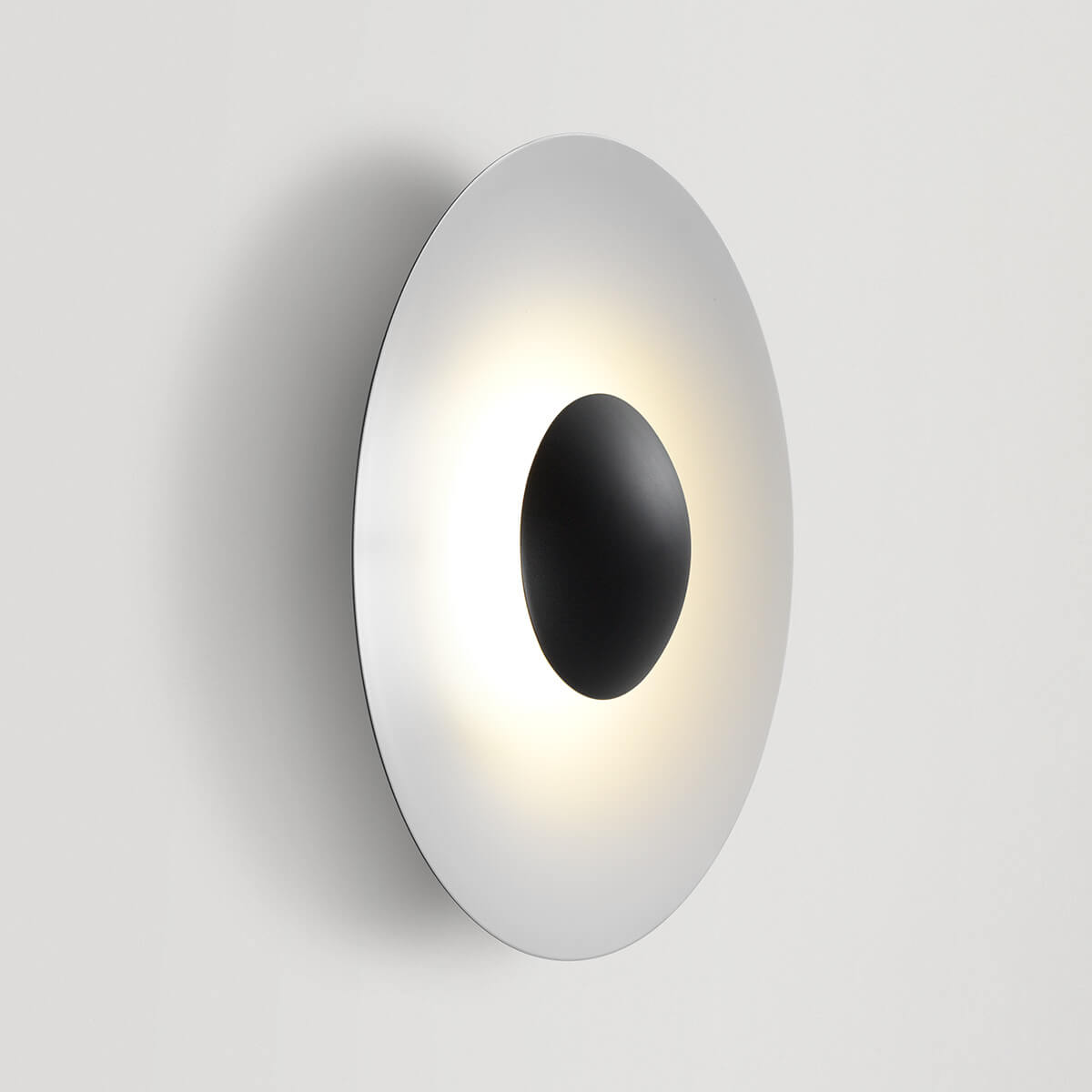 Marset Ginger 42C IP65 LED Wand- / Deckenleuchte, schwarz / weiß