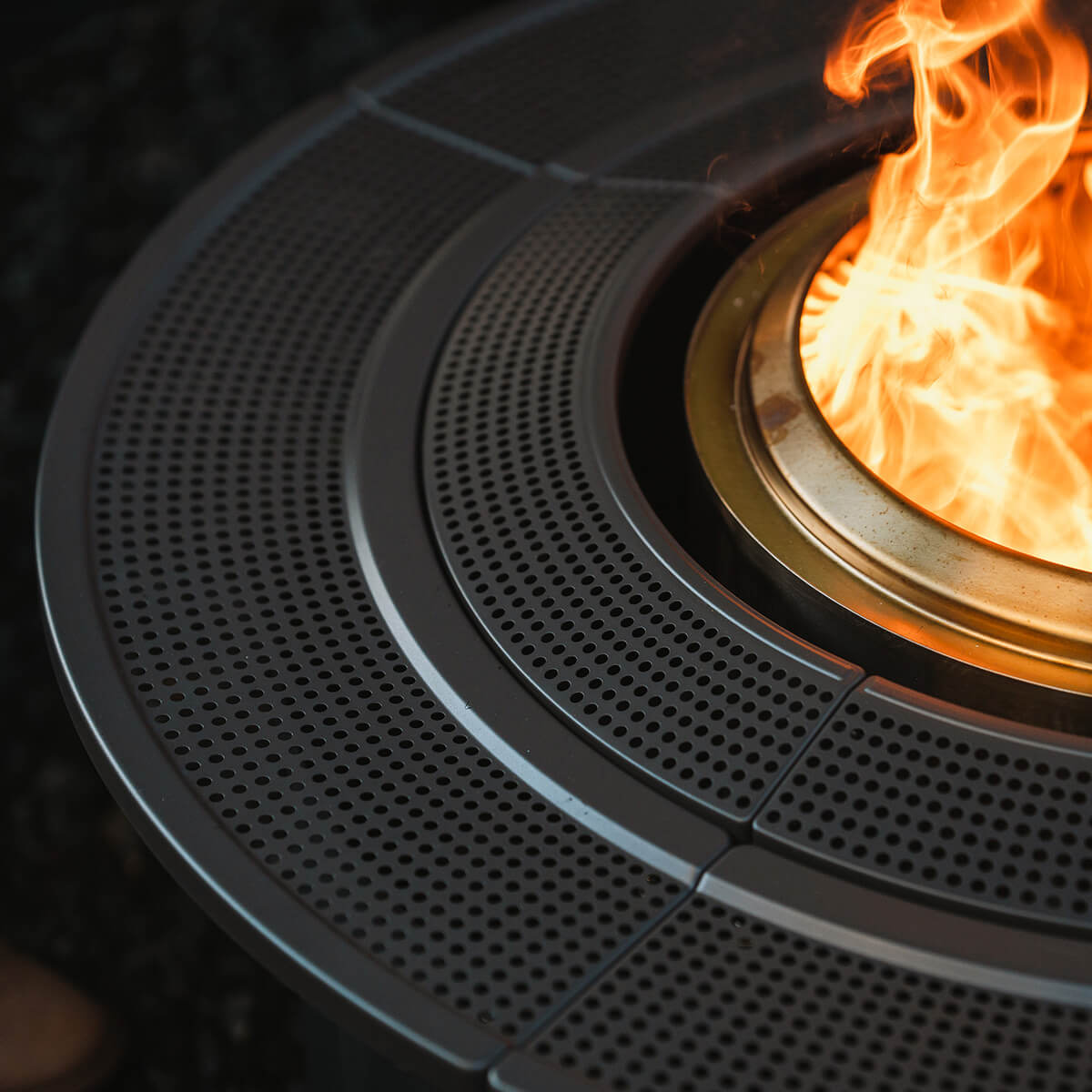 Solo Stove Surround Small Feuerschalentisch, Stahl pulverbeschichtet (Feuerschale nicht inbegriffen)