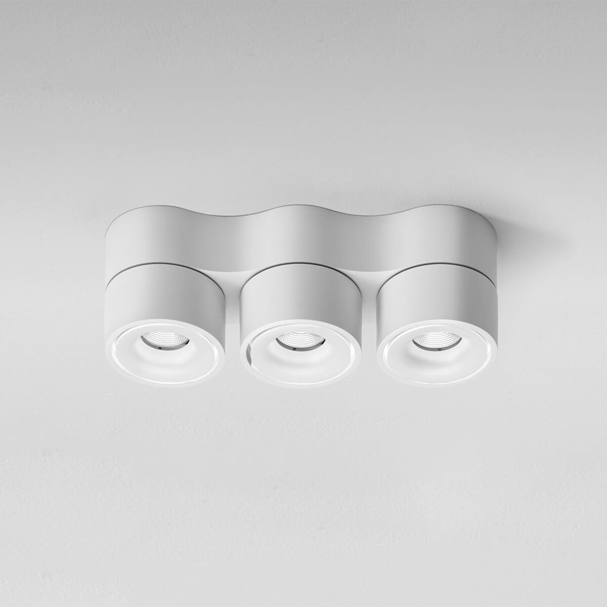 Egger Licht DLS Lighting Clippo Trio LED Wand- / Deckenstrahler, weiß / weiß