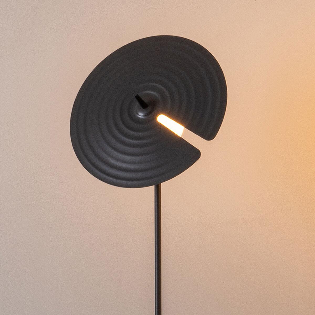 Milan Symphony Stehleuchte, anthrazitgrau, Schirm: Ø 30 cm