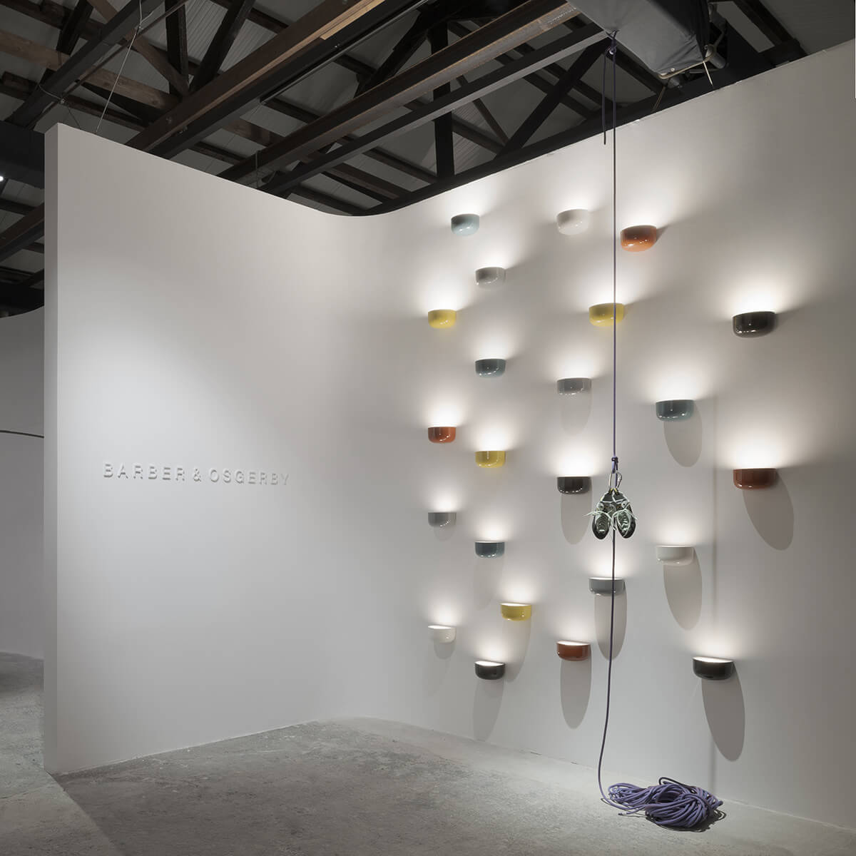 Flos Bellhop Wall Up LED Wandleuchte, alle Ausführungen (©Francesco Caredda/Sara Fileti)