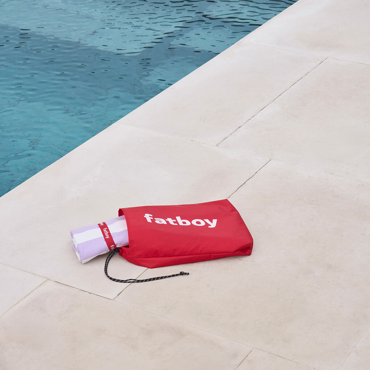 Fatboy Beach Baggy Strandtuch mit Kopfkissen, Lilac (fliederfarben)