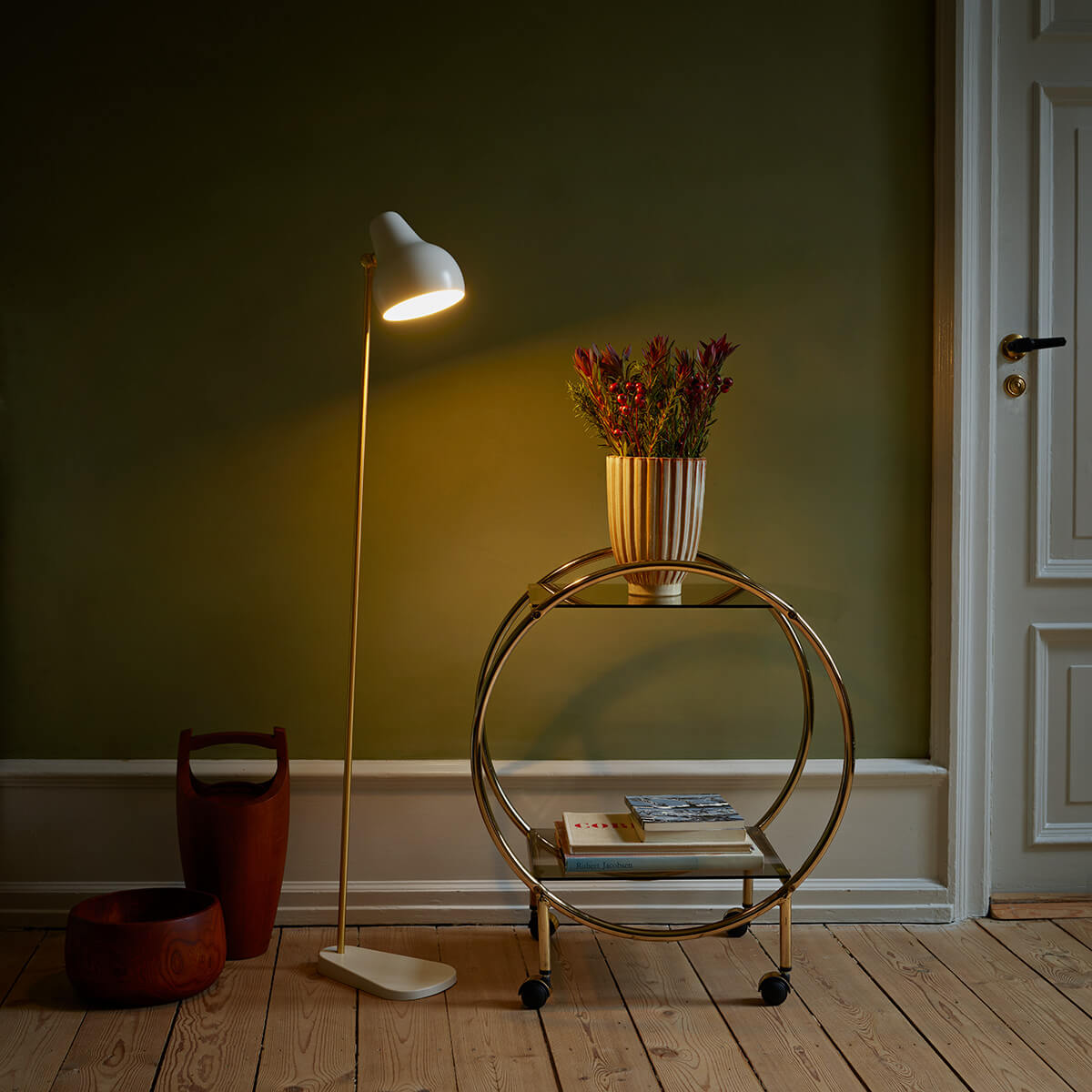 Louis Poulsen VL38 LED Stehleuchte, weiß