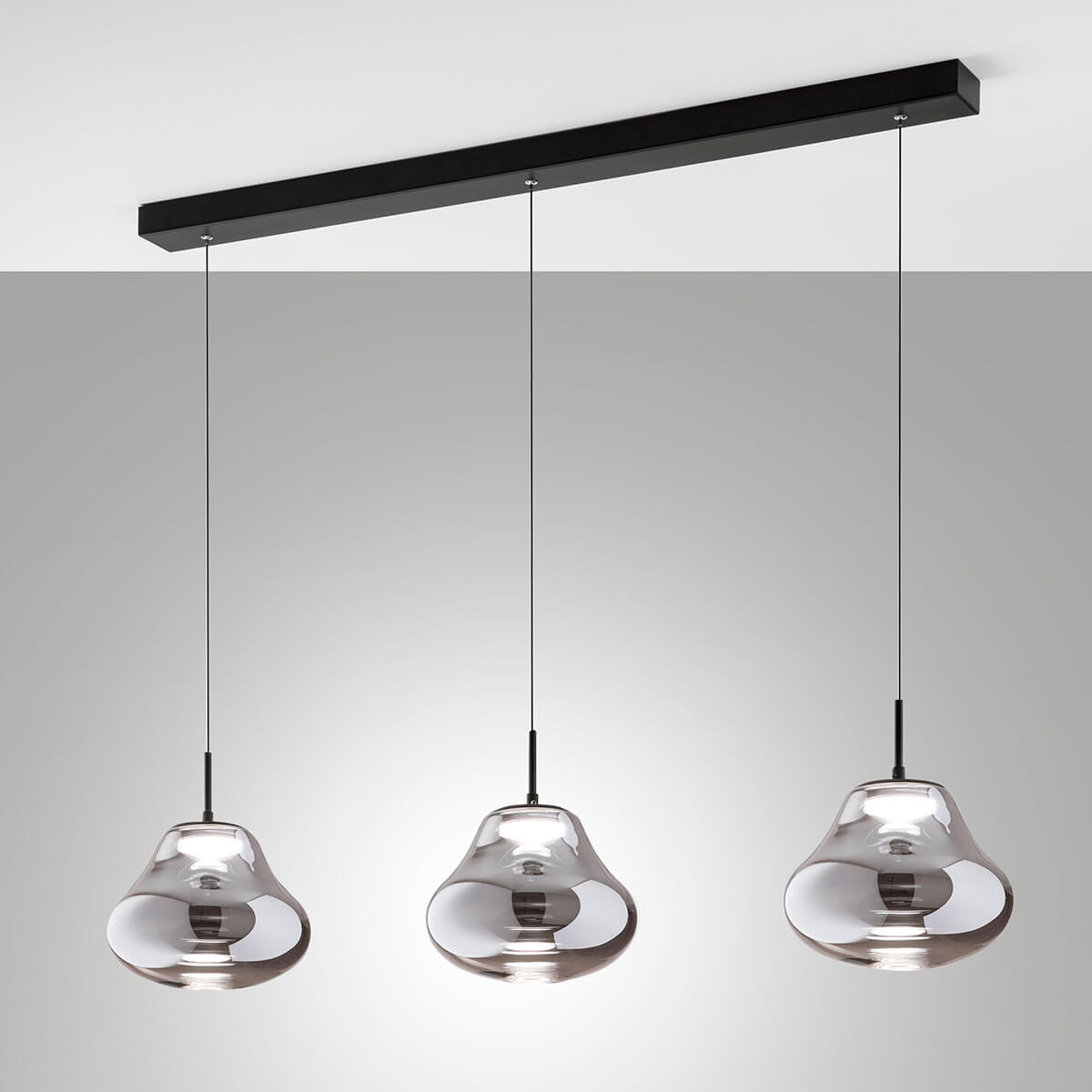 Fabas Luce Deva LED Pendelleuchte, 3-flg., grau