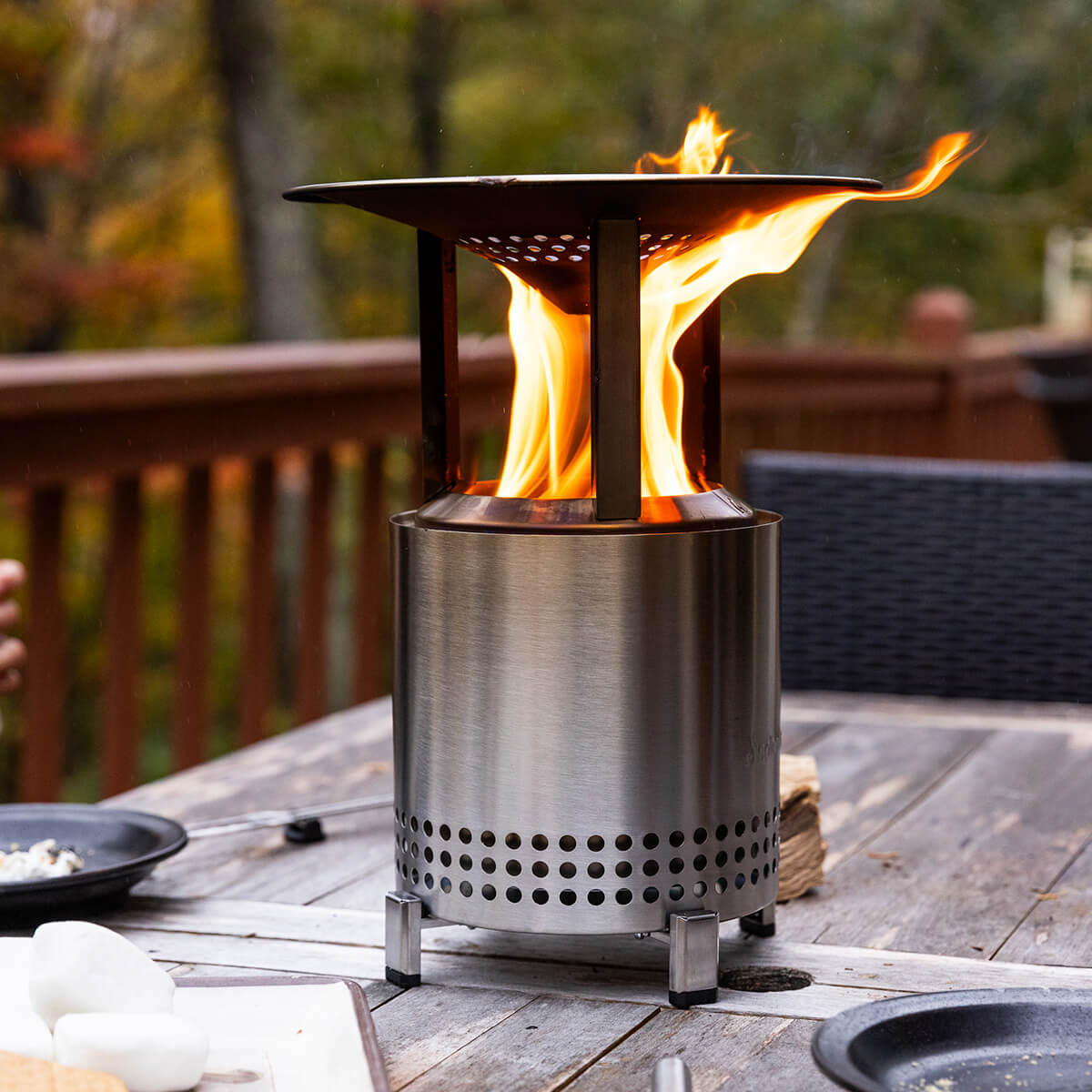 Solo Stove Mesa Wärmeverteiler mit dem Mesa Tischfeuer & Tischkamin (separat erhältlich)