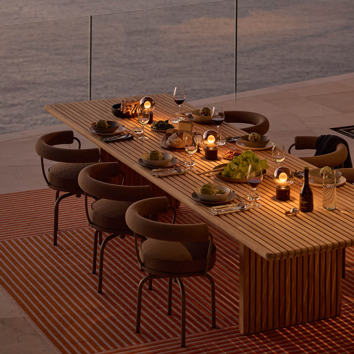 Occhio Luna pura LED Akkuleuchte, dark chrome