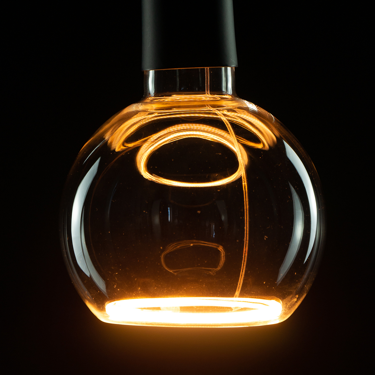 Segula LED Floating Globe 125 klar E27, 4,5 W, 2200 K, dimmbar, Ø: 12,5 cm