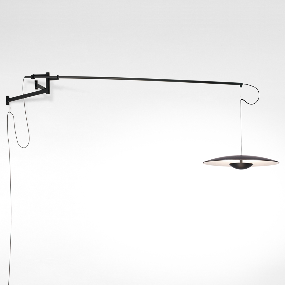 Marset Ginger A XL 42 LED Wandleuchte, Wenge