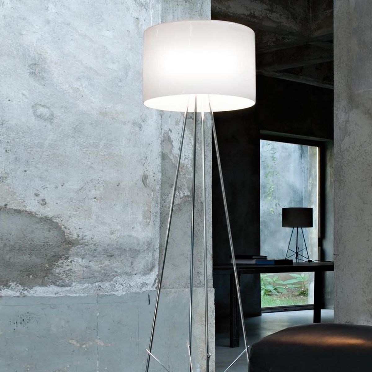 Flos Ray F2 Stehleuchte, Schirm: Glas grau