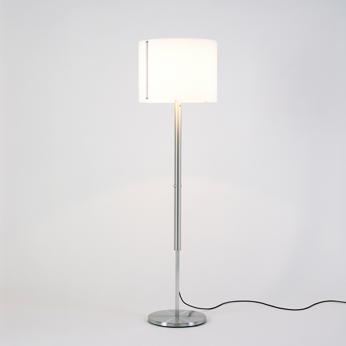 Serien.lighting Jones Floor L LED, Alu gebürstet, inkl. Farbglas orange Jones Floor L LED