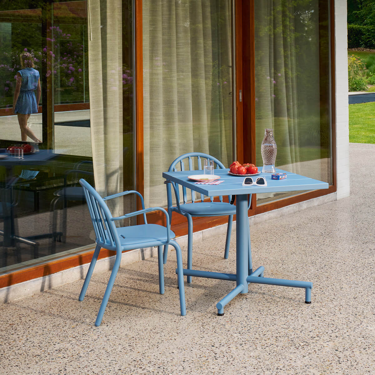 Fred's Square Bistreau Tisch