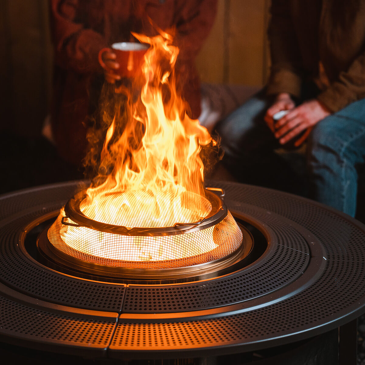 Bonfire 19.5'' Feuerschale mit Standfuß & Surround, Premium-Set