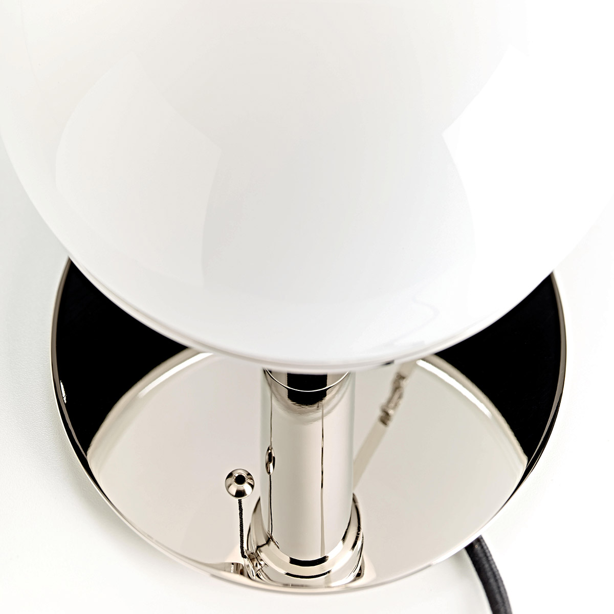 Tecnolumen Wagenfeld Tischleuchte WA 24, Metall vernickelt