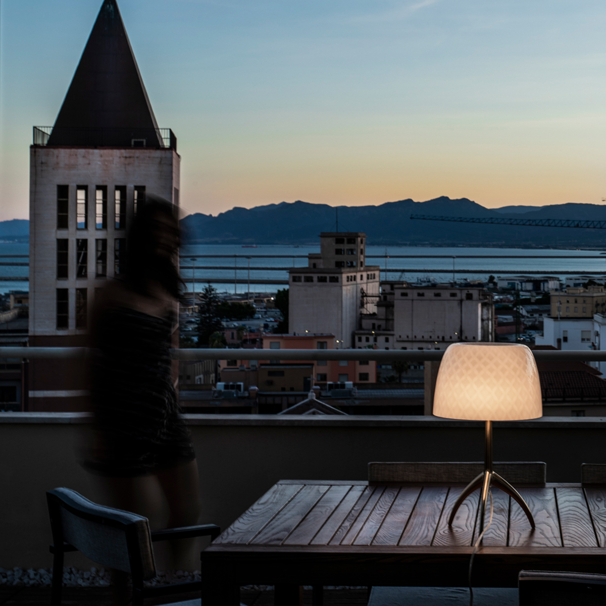 Foscarini Lumiere 30th Piccola Tavolo, champagner / pastilles (Rautenmuster)