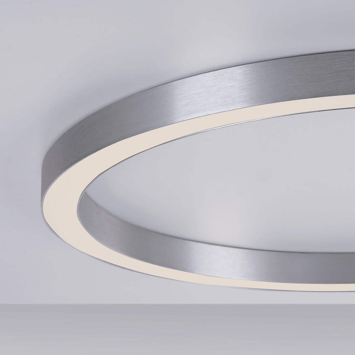 PURE Lines Round LED Deckenleuchte mit CCT