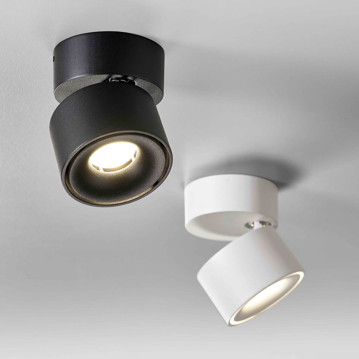 LupiaLicht Bloc S / SN LED Deckenstrahler in Schwarz und Weiß