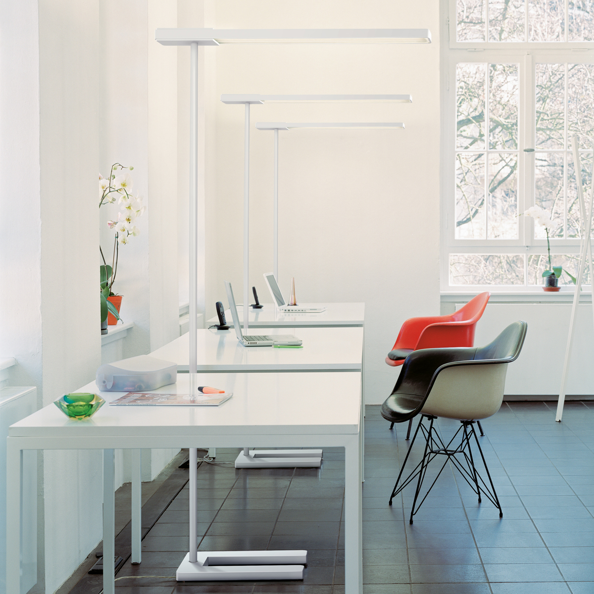 Serien.lighting Slice² Floor LED Stehleuchte, weiß