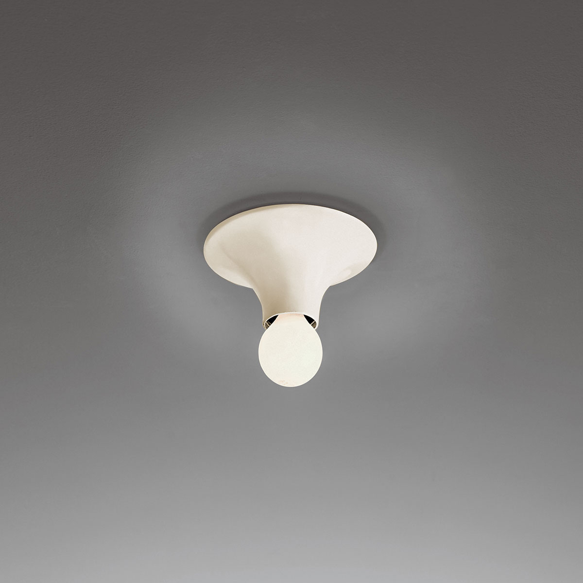 Artemide Teti Parete / Soffitto, cremeweiß glänzend