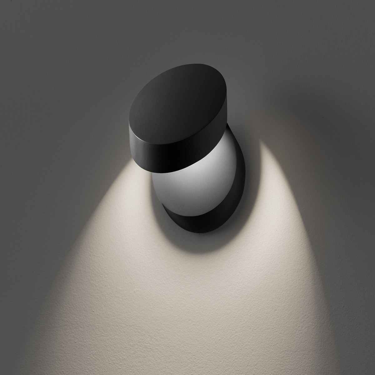 Studio Italia Pin-Up LED Wand- / Deckenleuchte, schwarz matt, Anwendungsbild
