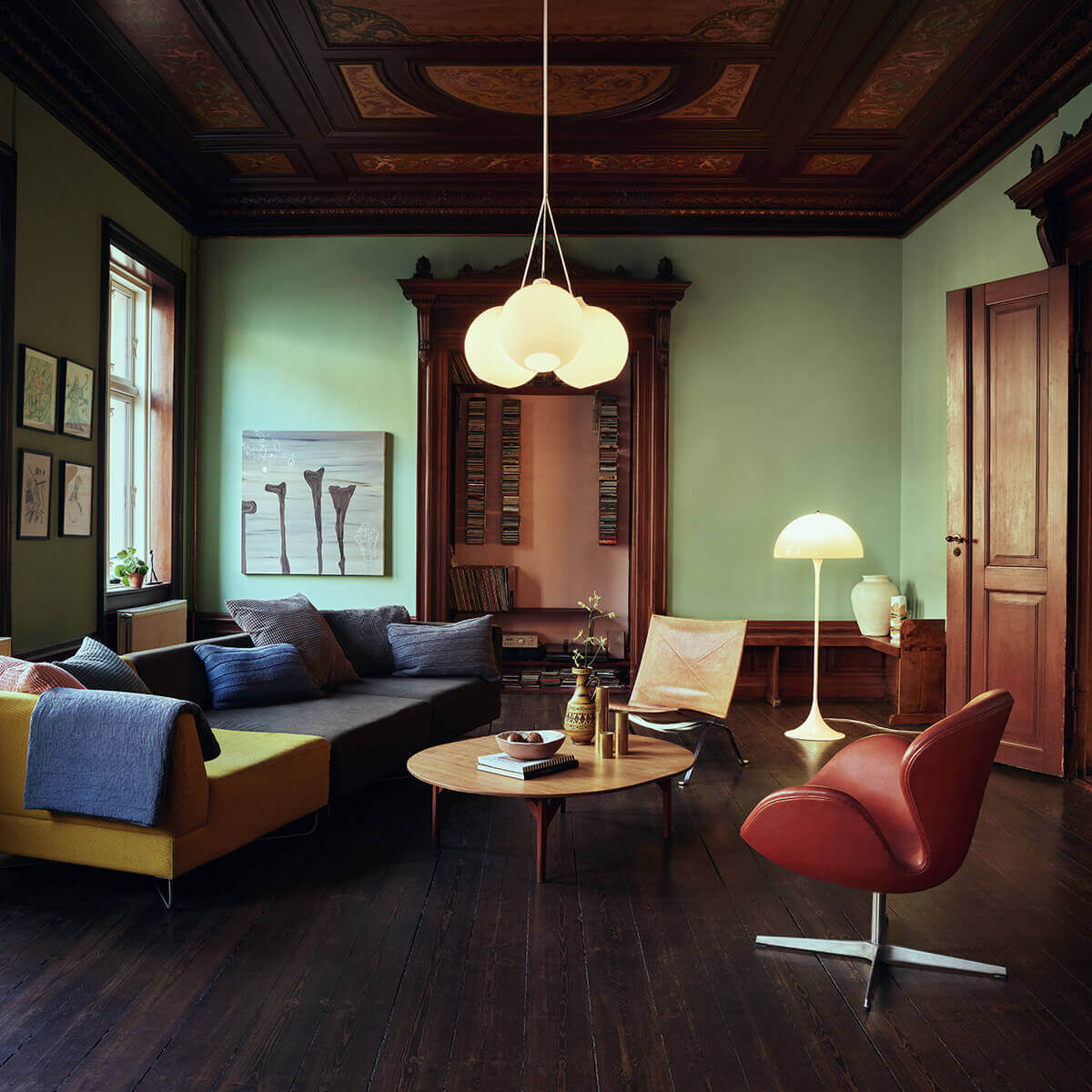 Louis Poulsen Panthella Stehleuchte, Acryl opalweiß – Design by Verner Panton