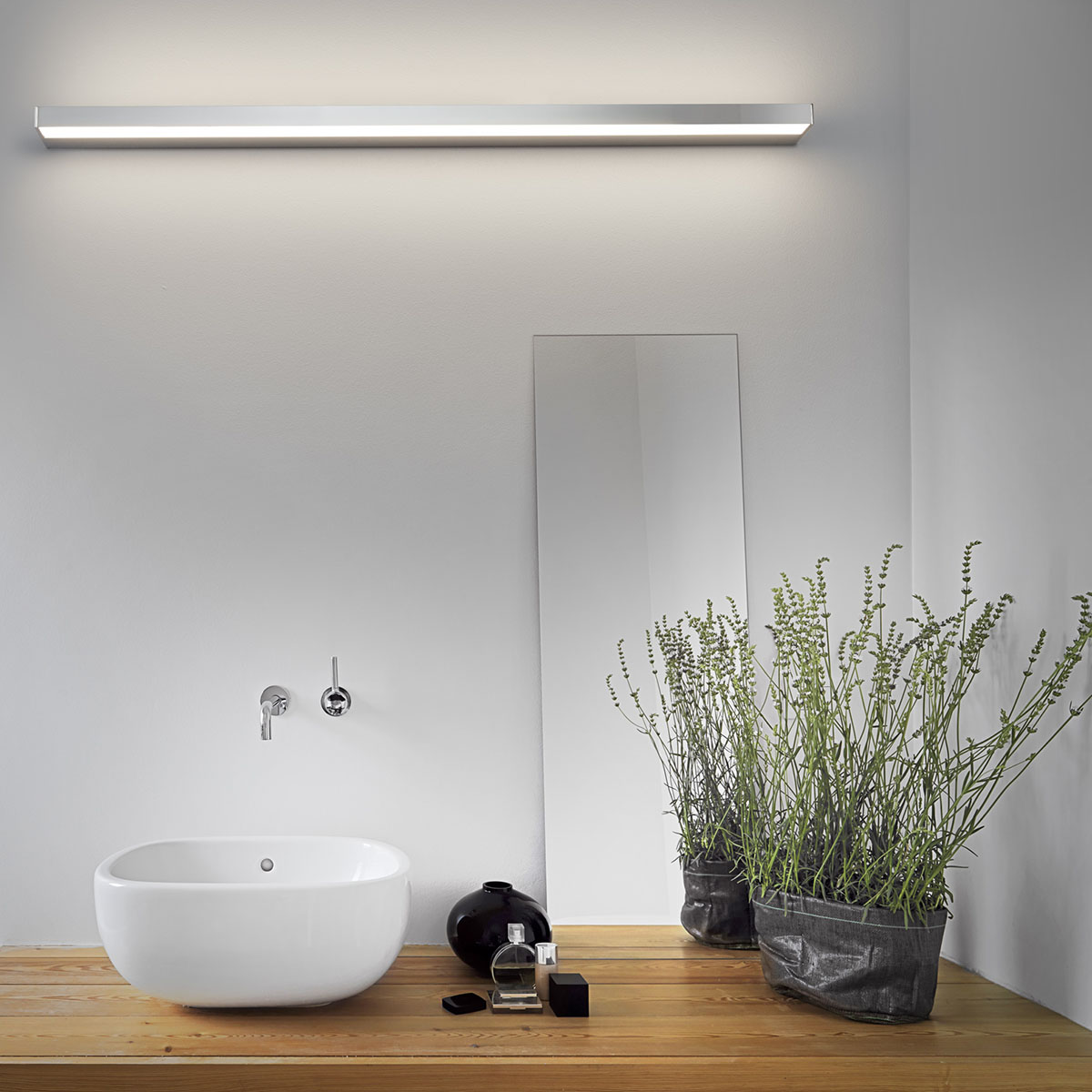 Helestra Slate LED Wand- / Spiegelleuchte, Länge: 90 cm, Chrom
