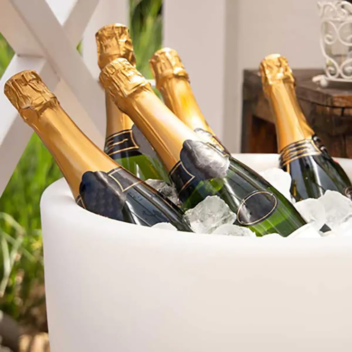 8 seasons design Shining Curvy Cooler Dekoleuchte & Weinkühler, weiß, Verwendung als Getränkekühler