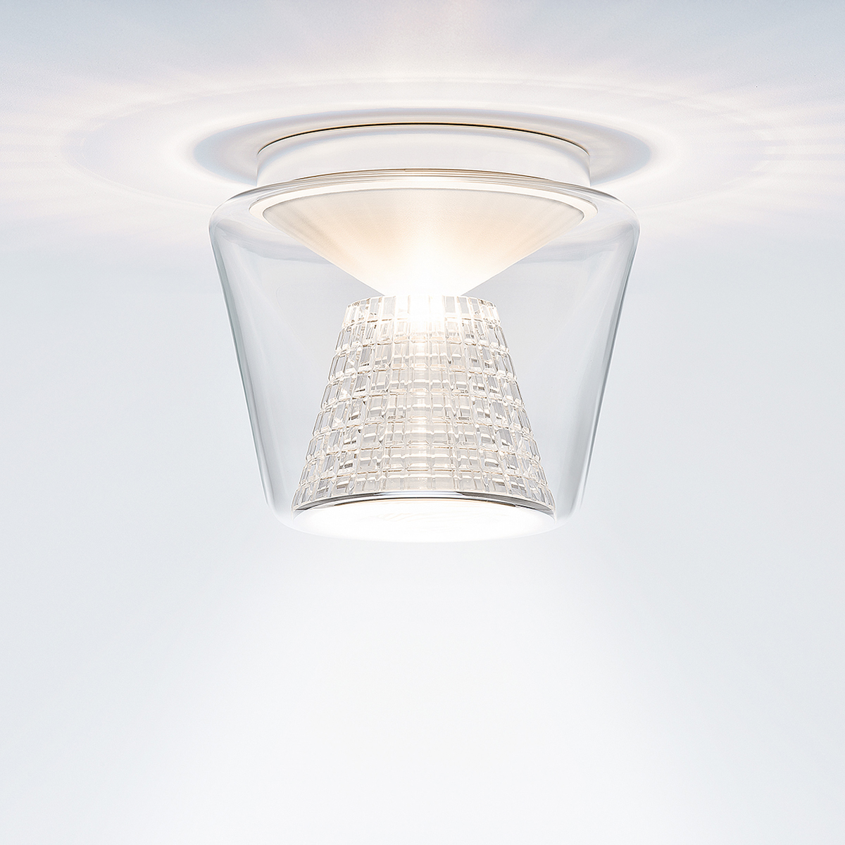 Serien.lighting Annex Ceiling Medium LED Deckenleuchte, Schirm klar / Kristallglas