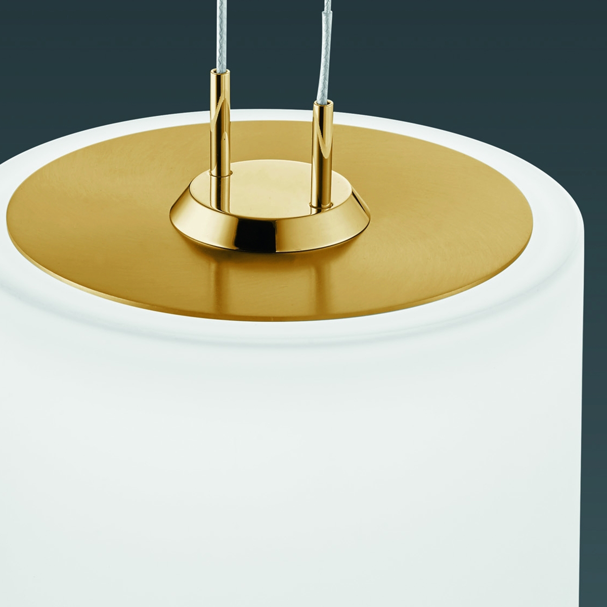 Bankamp Grazia LED Pendelleuchte, 3-flg., mit Rondell, Messing matt / blank, Leuchtenschirm