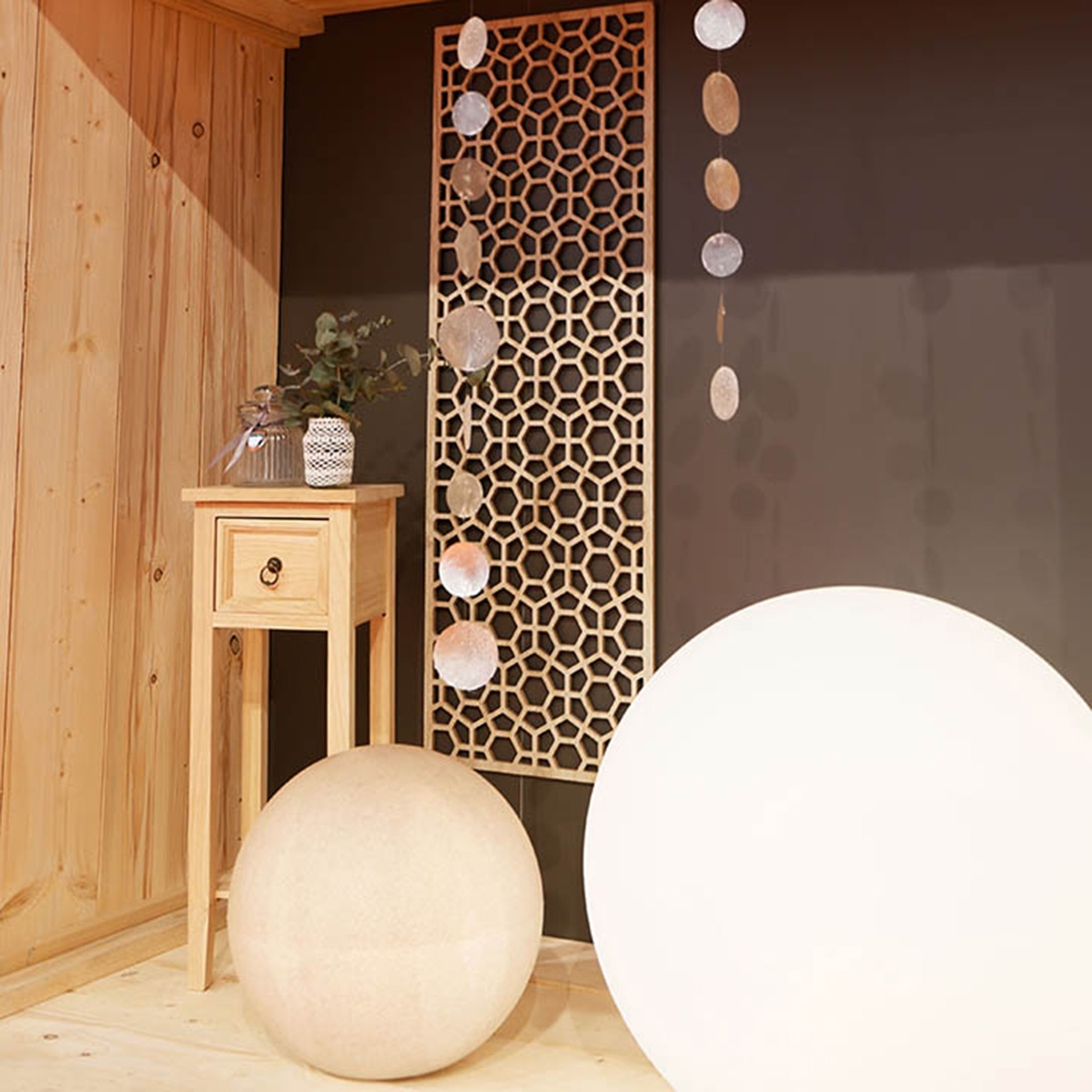 8 seasons design Shining Globe Ø 30 cm Dekoleuchte, sand