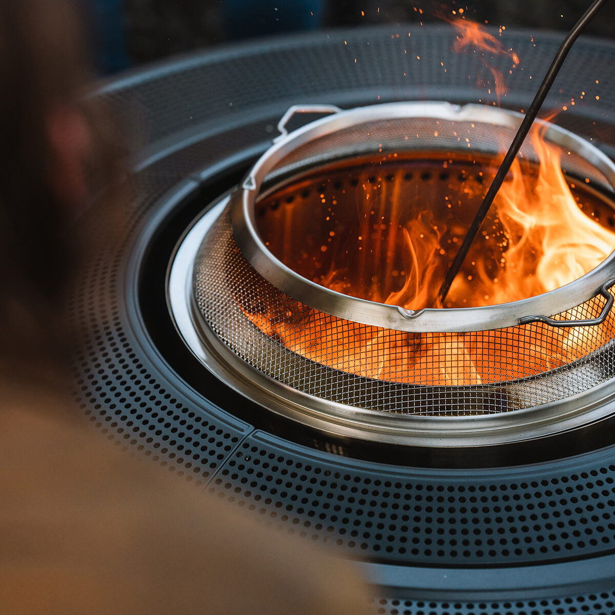 Solo Stove Bonfire 2.0 Feuerschale mit Standfuß & Surround, Premium-Set, Edelstahl