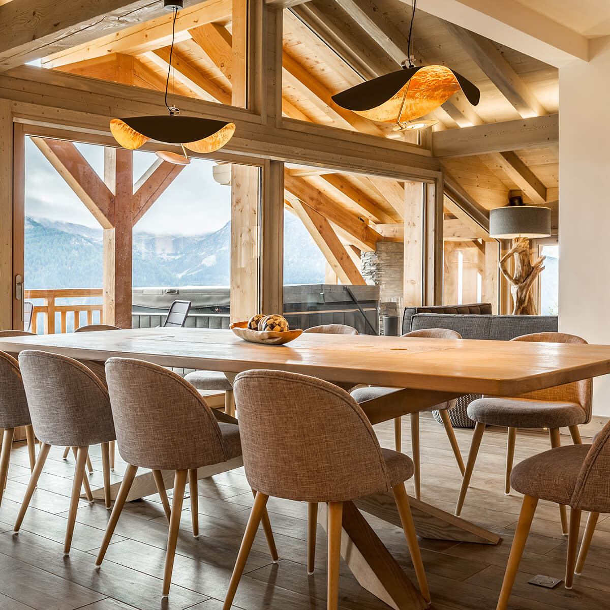 Catellani & Smith Lederam Manta S1 Pendelleuchte, schwarz/Gold, Stange: schwarz, Scheibe: Gold (©Nava-Rapacchietta)