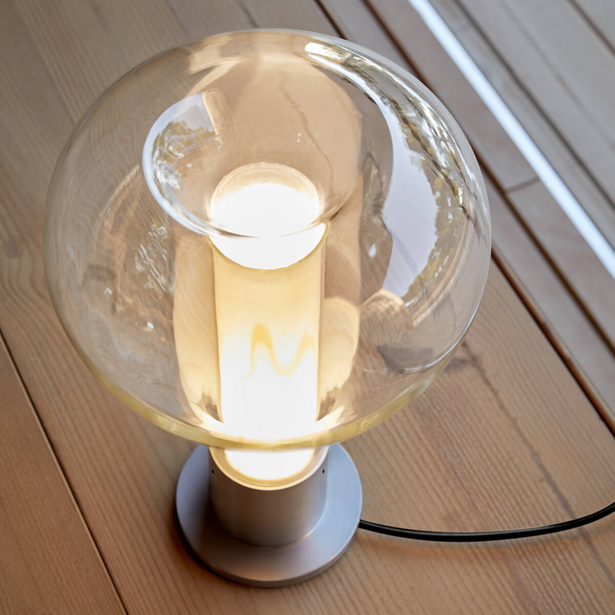 LZF Lamps Eris Tischleuchte, Alu natur / elfenbeinweiß