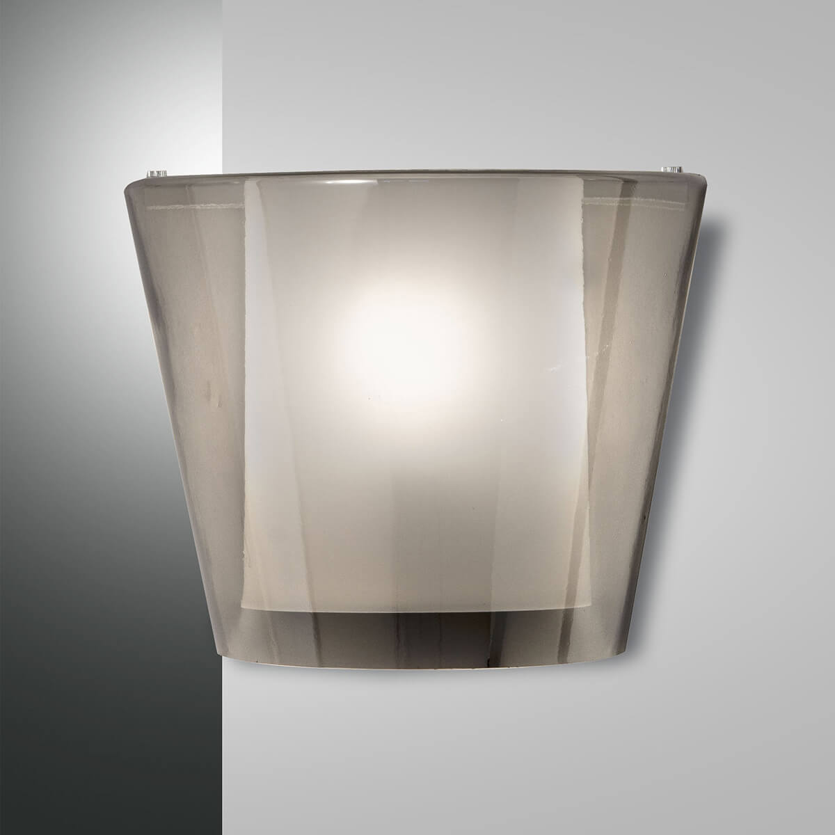 Fabas Luce Viki Wandleuchte grau transparent
