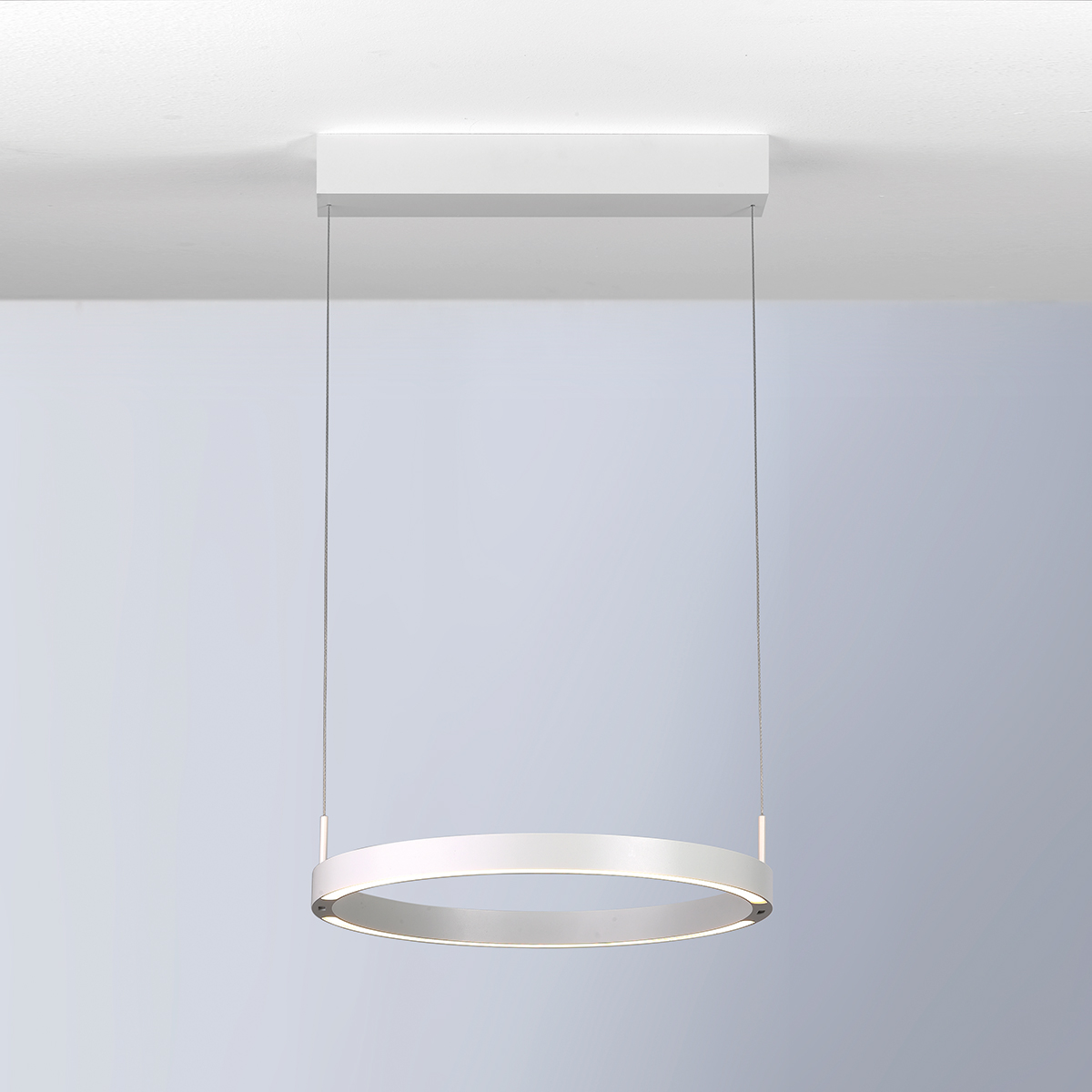 Bopp Float LED Pendelleuchte, weiß