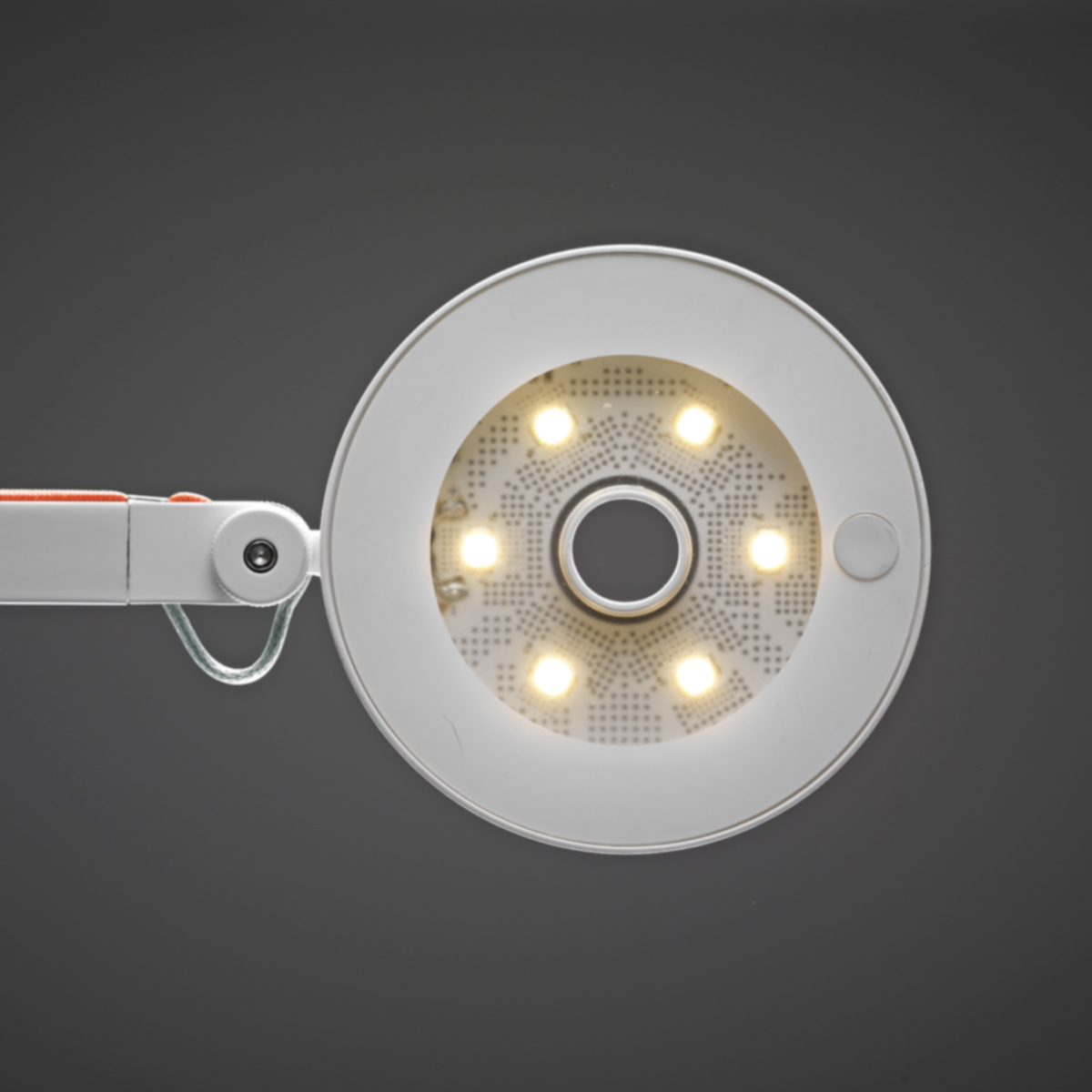 Rotaliana String F1 LED Stehleuchte, weiß matt, Leuchtenkopf mit LED-Lichtquellen