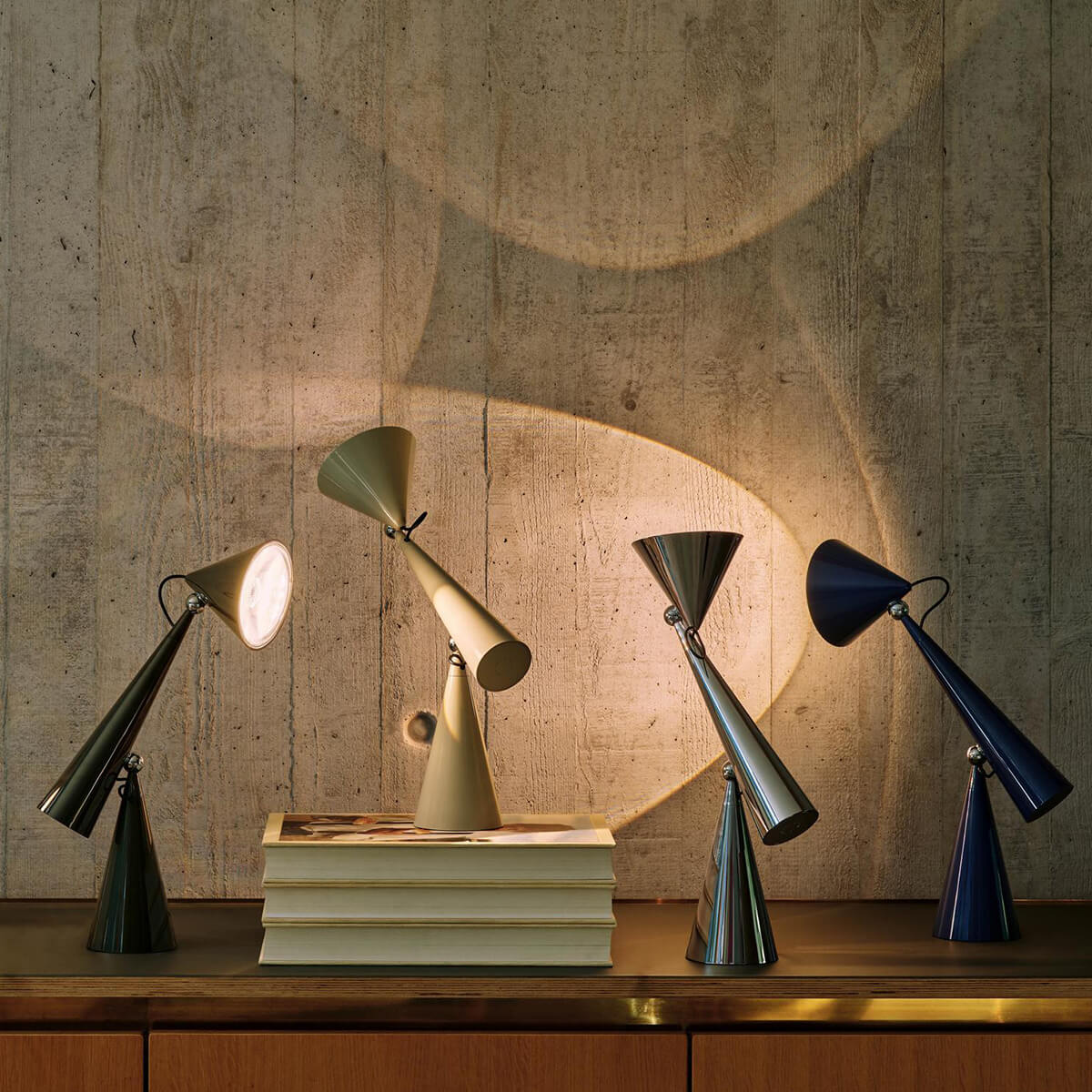 Pose Task Light LED Tischleuchte