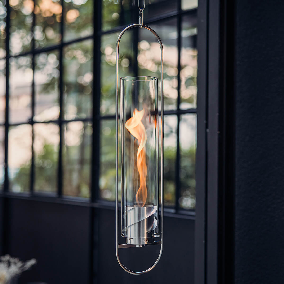 Höfats Spin 1200 Hängesystem, Silber, mit dem höfats Spin 1200 Tischfeuer & Windlicht (separat erhältlich)