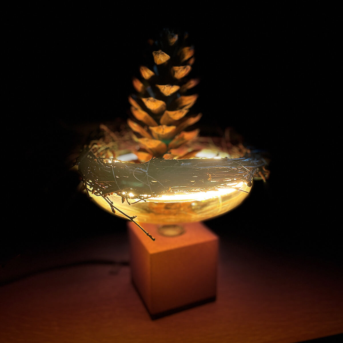 Segula LED Floating Reflektor R200 smokey grau E27, 6 W, 1900 K, dimmbar, Ø: 20 cm (Dekoration nicht inbegriffen)