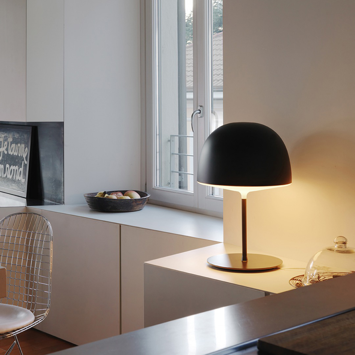 Fontana Arte Cheshire Tischleuchte, schwarz