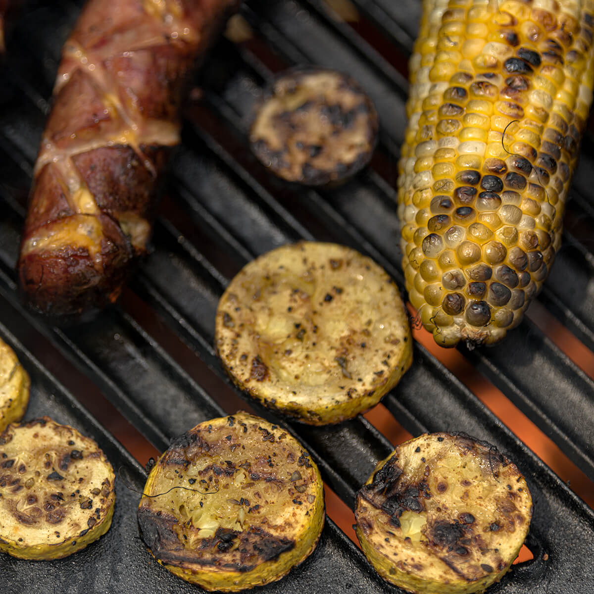 Ranger Gusseisen-Grillrost mit Aufsatz