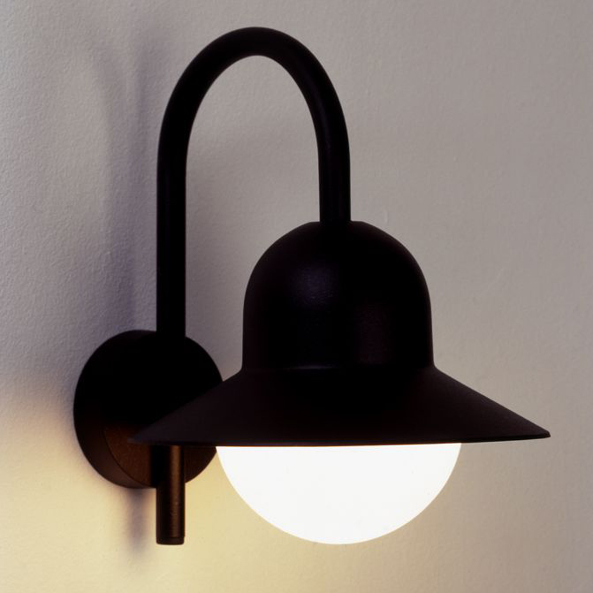 0662 Außenwandleuchte